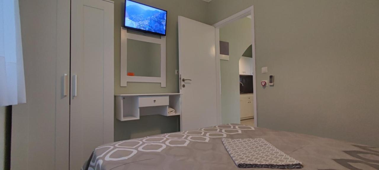Garlis Apartments Pszakúdia Kültér fotó